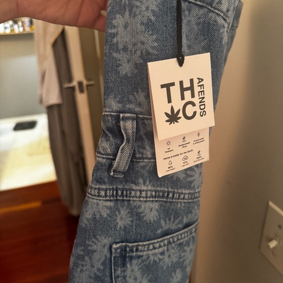 AFENDS FINK ARLO HEMP DENIM JUMPSUIT - WORN
BLUE DAISY- NWT - Picture 6 of 8